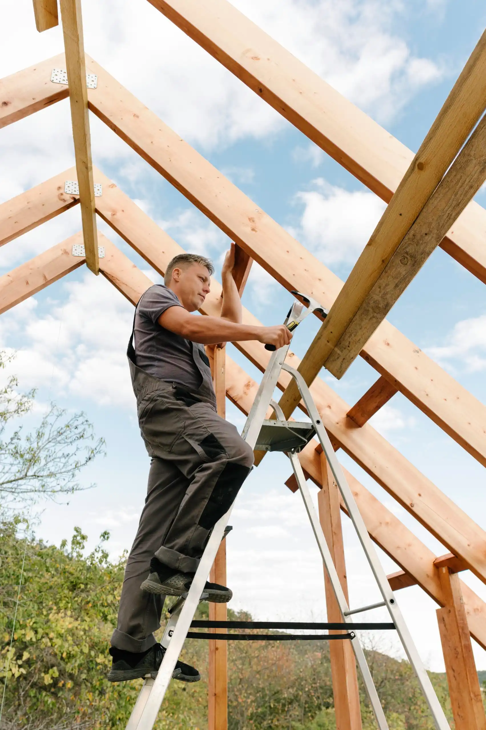 laborer-building-roof-house